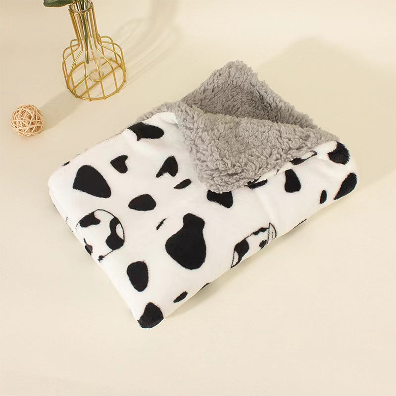 Cartoon Thickened Pet Blanket petin