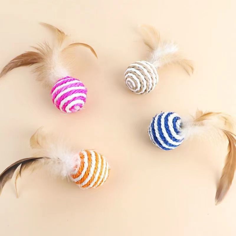 Cat Scratcher Balls with Plume petin