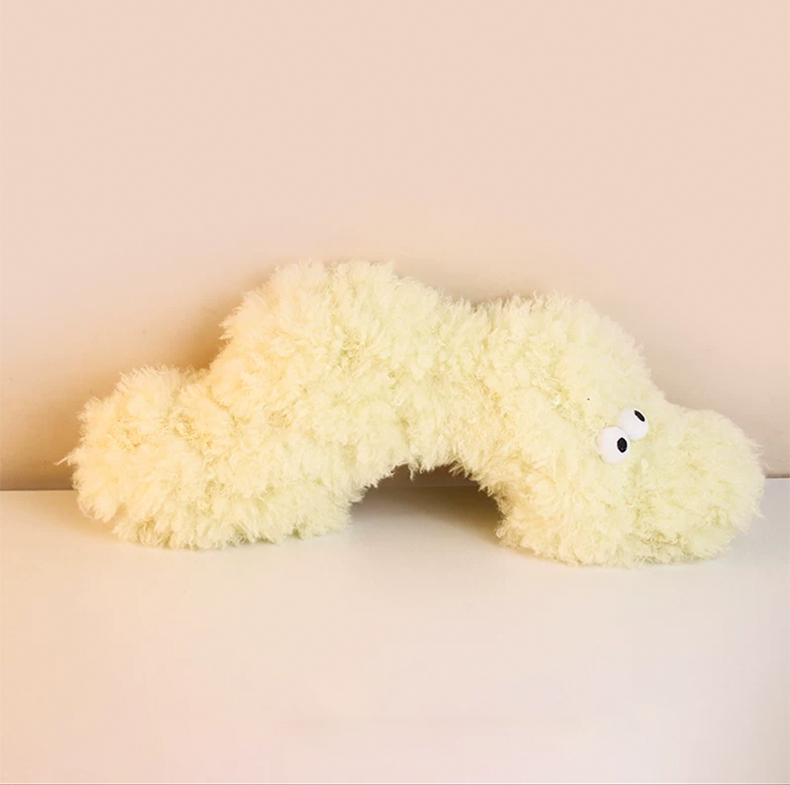 Caterpillar Sleeping Pillow petin