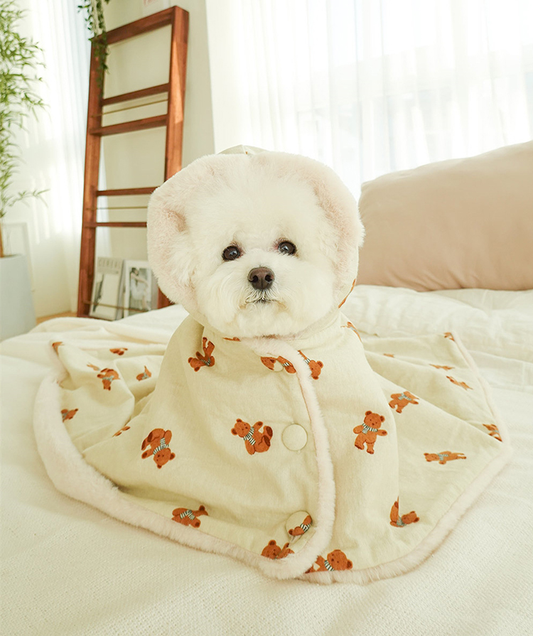 Cute Bear Pet Cloak Blanket petin