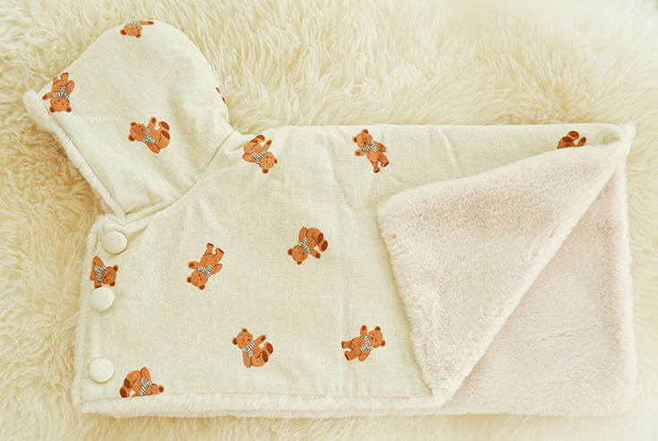 Cute Bear Pet Cloak Blanket petin