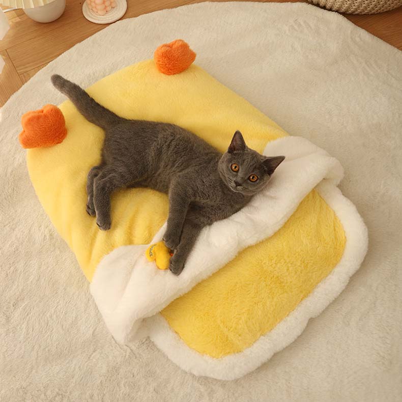 Fluffy Duck Cat Sleeping Bag petin