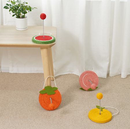 Hanging Fruit Scratcher with Spring Balls petin