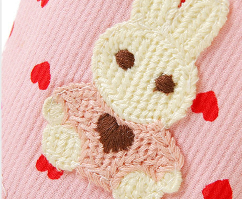 Lovely Bunny With Heart Pattern Cat Bandana lovepetin.com