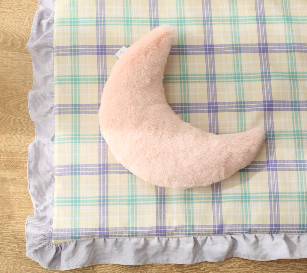 Moon Shaped Pet Pillow lovepetin.com