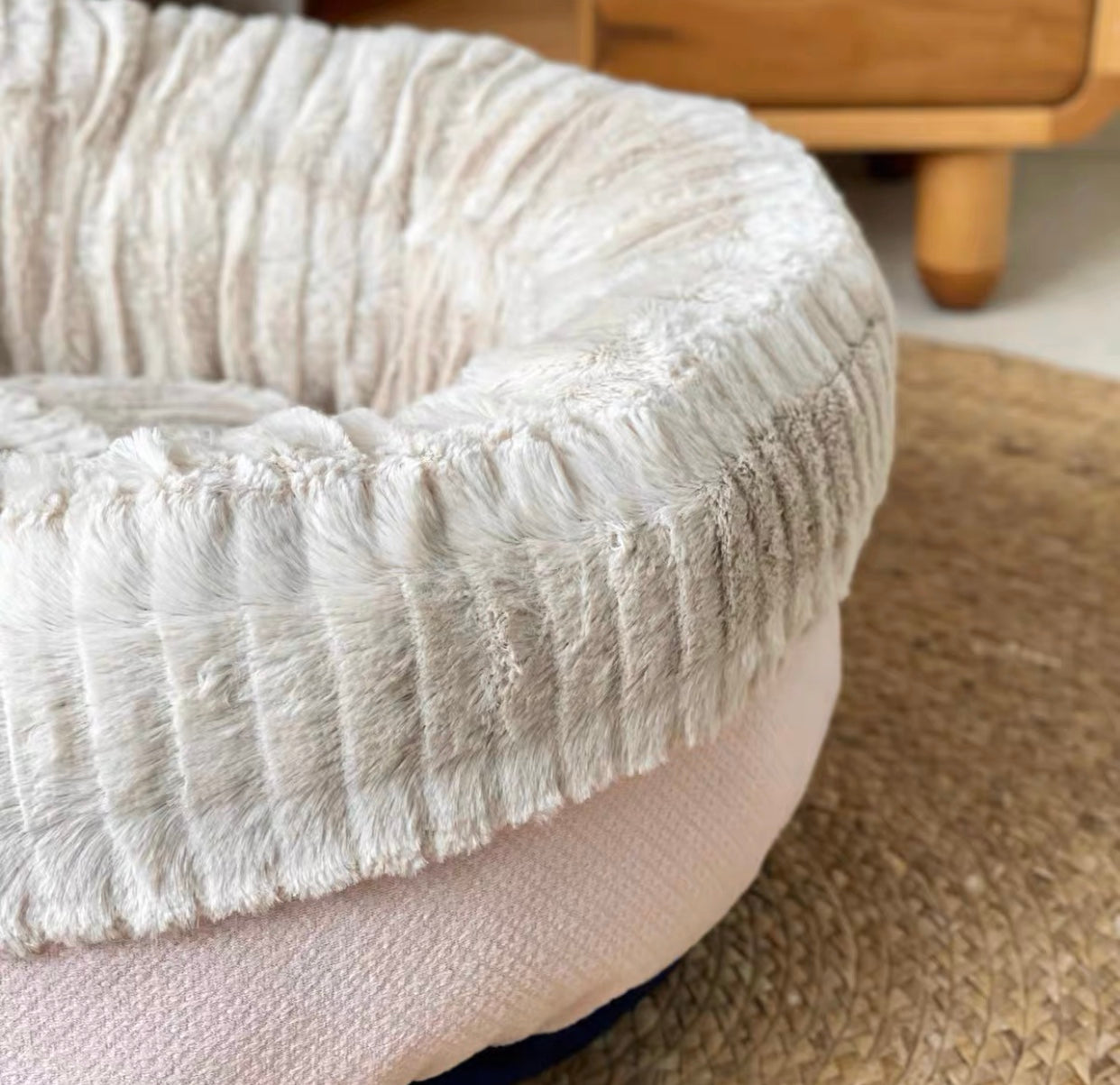 Round Shape Corduroy Dog Bed lovepetin.com