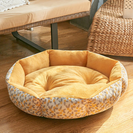 Short Plush Floral Dog Bed lovepetin.com