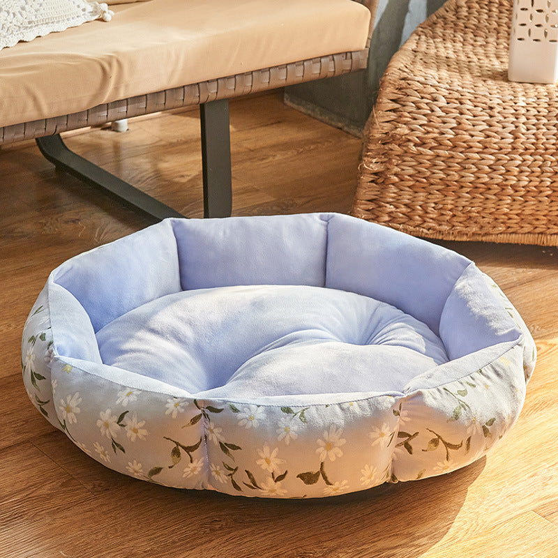 Short Plush Floral Dog Bed lovepetin.com