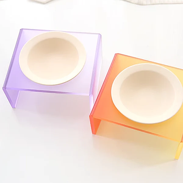 pet bowls on stand 1