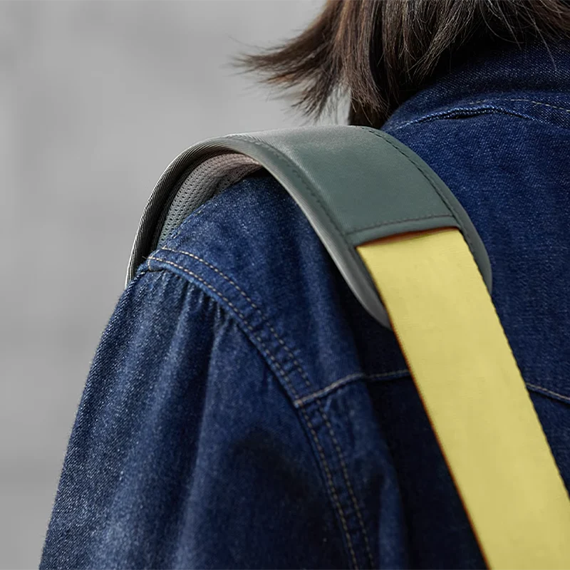 Outdoor Large Capacity Pet Carrier Bag lovepetin